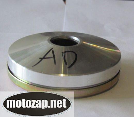 Варіатор передній скутер SUZUKI AD 50куб (голий)