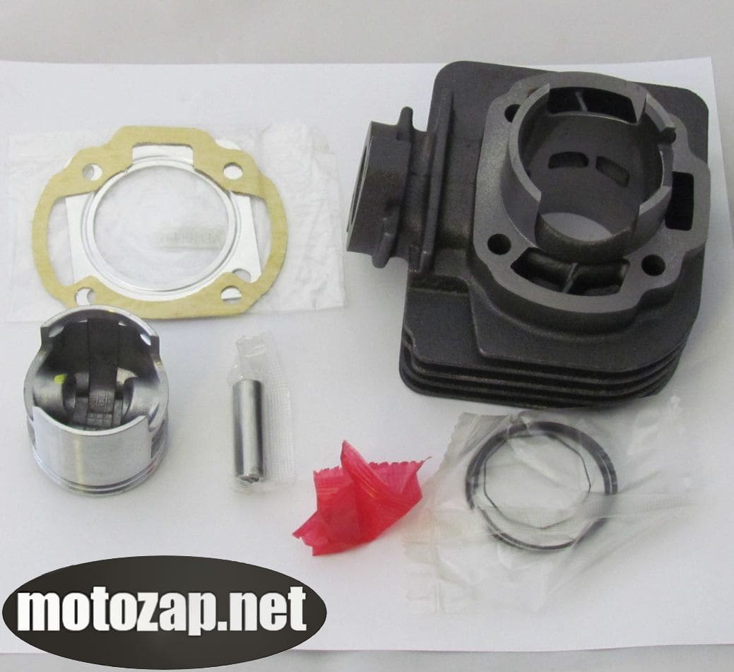Поршнева (ЦПГ) Циліндр з поршнем скутер SUZUKI AD 50куб 41mm Тайвань