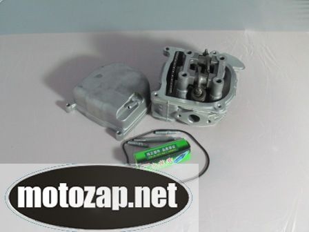Головка циліндра скутер GY6 4T 150куб (в зборі з кришкою)