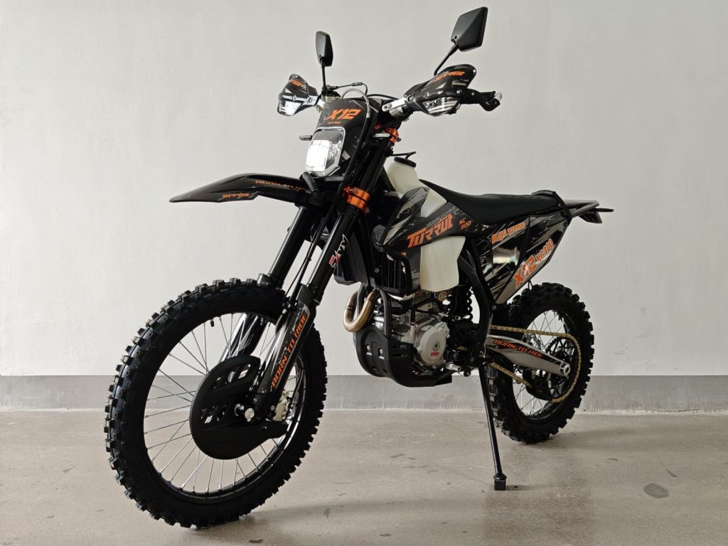 1.Мотоцикл Кросовий KAYA Х12 TURRUT, двигун ZONGSHEN NC300 35к.с. ZS182MN 6-передач, 21/18 кол. шип