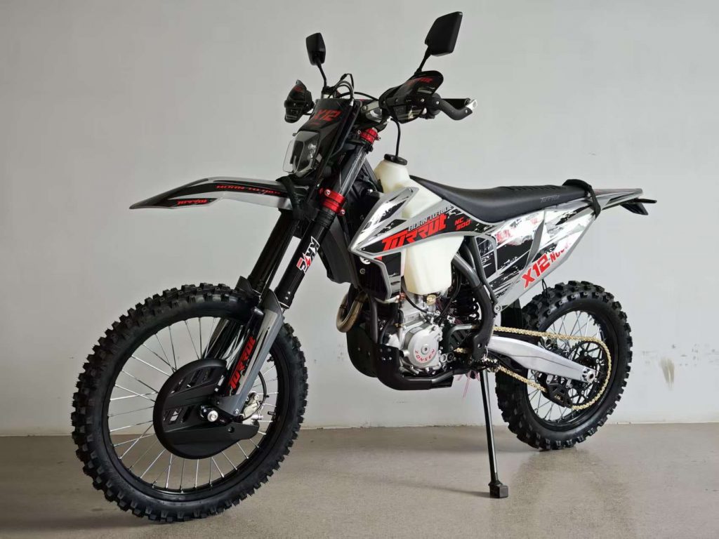 1.Мотоцикл Кросовий KAYA Х12 TURRUT, двигун ZONGSHEN NC300 35к.с. ZS182MN 6-передач, 21/18 кол. шип