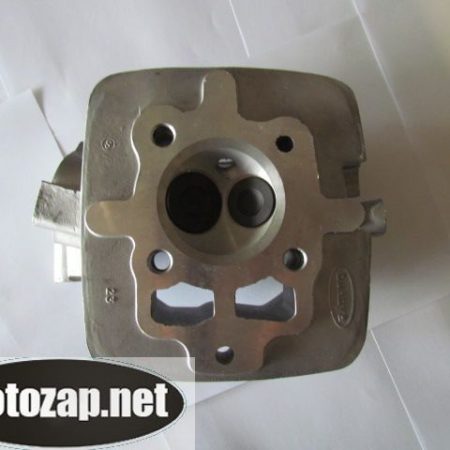 Головка циліндра мотоцикл CG 200куб в зборі з клапанами з кришкою