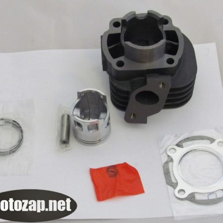 Поршнева (ЦПГ) Циліндр з поршнем скутер YAMAHA JOG 50куб 3KJ 40mm Тайвань