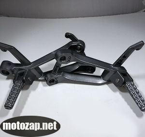 Підніжки для заднього пасажира Мотоцикл SENKE SK250-6 SK300 к-кт 2 шт в зборі