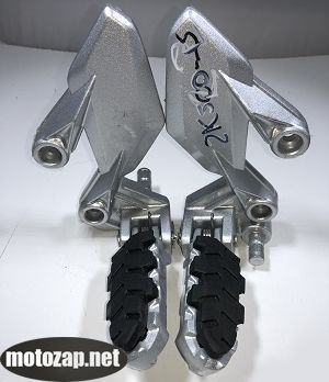 Підніжки водія в зборі Мотоцикл SENKE SK250-5 SK250-6 SK300 к-кт 2 шт