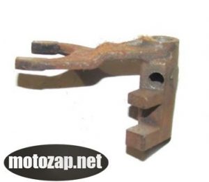 Вилка 2-3 передачі середня мотоблок R180 190 195