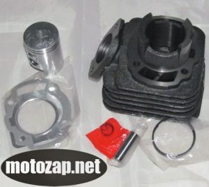 Поршнева (ЦПГ) Циліндр з поршнем скутер HONDA DIO 50куб 39mm