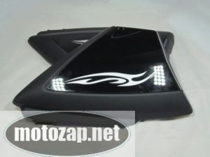 Пластик Alpha NEW (MUSSTANG 125-8F) Бардачка Л+П к-кт